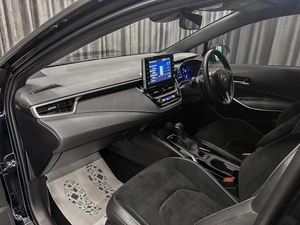 Хетчбэк Toyota Corolla 2020 года, 1699000 рублей, Красноярск