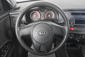 Седан Kia Rio 2010 года, 639000 рублей, Кемерово