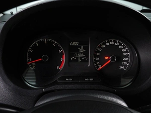 Седан Volkswagen Polo 2018 года, 1079000 рублей, Красный Пахарь