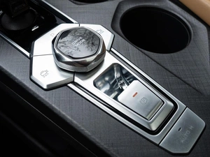 Лифтбек Changan UNI-V 2023 года, 1850000 рублей, Краснодар