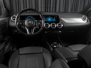 Внедорожник Mercedes-benz GLA-класс 2021 года, 3389000 рублей, Тюмень