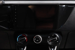 Хетчбэк Kia Rio X-Line 2018 года, 1199000 рублей, Новосибирск