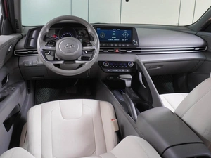 Седан Hyundai Elantra 2021 года, 1999000 рублей, Воронеж