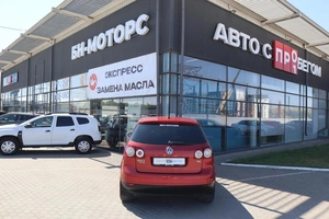 Хэтчбек Volkswagen Golf Plus 2008 года, 730000 рублей, Мирное