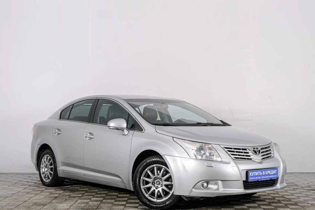 Седан Toyota Avensis 2009 года, 1269000 рублей, Красноярск