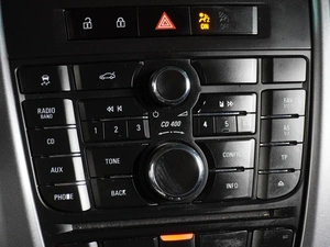 Седан Opel Astra 2012 года, 729000 рублей, Воронеж