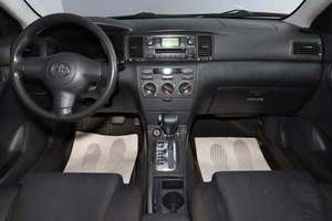 Хетчбэк Toyota Corolla 2005 года, 709000 рублей, Новосибирск