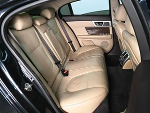 Седан Jaguar XF 2011 года, 1379000 рублей, Аксай