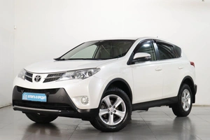 Внедорожник Toyota RAV4 2013 года, 2069000 рублей, Челябинск