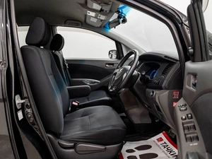 Минивэн Toyota Isis 2010 года, 1299000 рублей, Красноярск