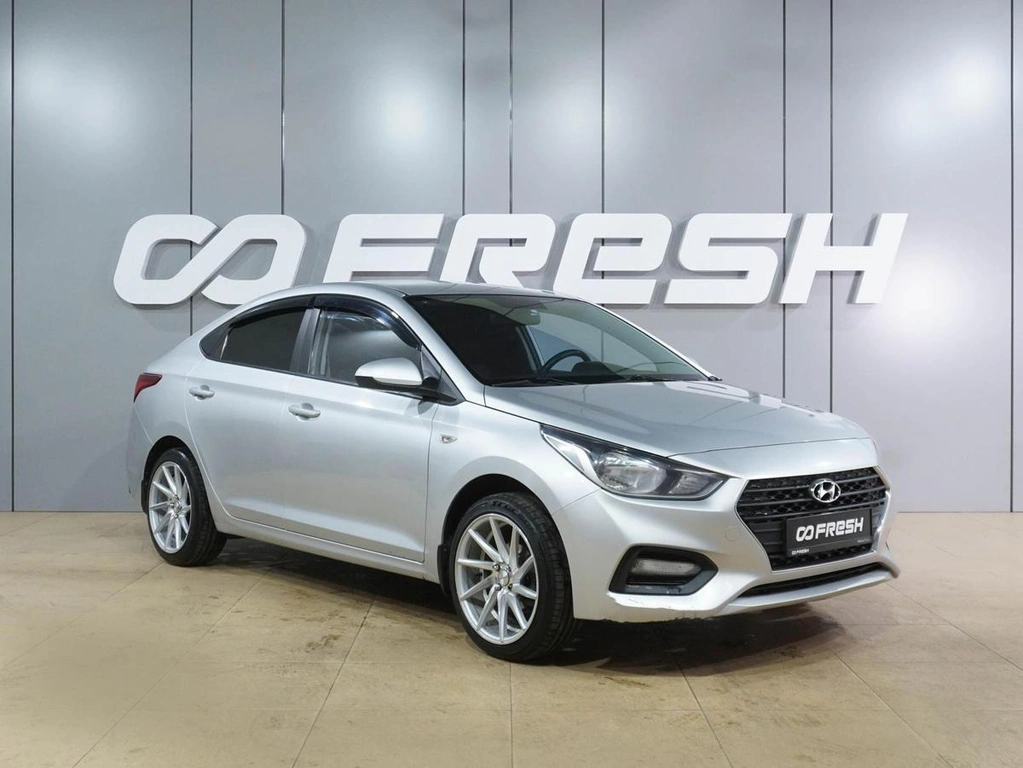 Седан Hyundai Solaris 2017 года, 939000 рублей, Воронеж