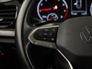 Лифтбек Volkswagen Polo 2021 года, 1637077 рублей, Москва