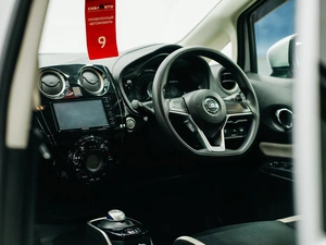 Хетчбэк Nissan Note 2018 года, 1050000 рублей, Красноярск
