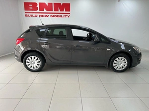 Хэтчбек Opel Astra 2013 года, 1160000 рублей, Смоленск