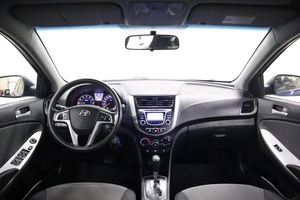Седан Hyundai Solaris 2013 года, 860000 рублей, Брянск
