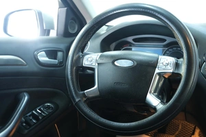 Седан Ford Mondeo 2009 года, 649000 рублей, Омск