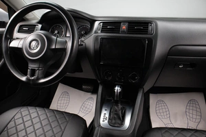 Седан Volkswagen Jetta 2013 года, 1109000 рублей, Оренбург