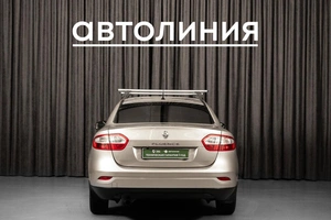 Седан Renault Fluence 2010 года, 570000 рублей, Красноярск