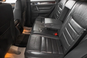 Внедорожник Volkswagen Touareg 2008 года, 1449000 рублей, Барнаул