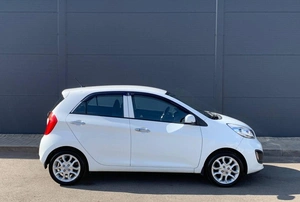 Хетчбэк Kia Picanto 2011 года, 1100000 рублей, Солонцы