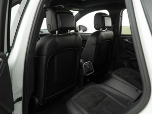 Внедорожник Porsche Macan 2018 года, 3893055 рублей, Москва