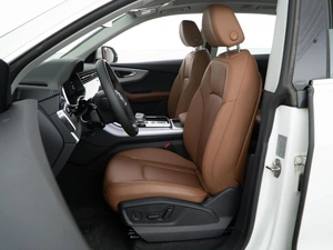Внедорожник Audi Q8 2023 года, 9550000 рублей, Москва
