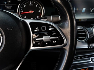 Седан Mercedes-benz E-класс 2019 года, 3049000 рублей, Краснодар