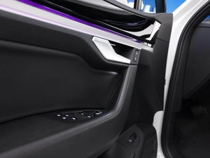Внедорожник Volkswagen Touareg 2018 года, 4790055 рублей, Москва