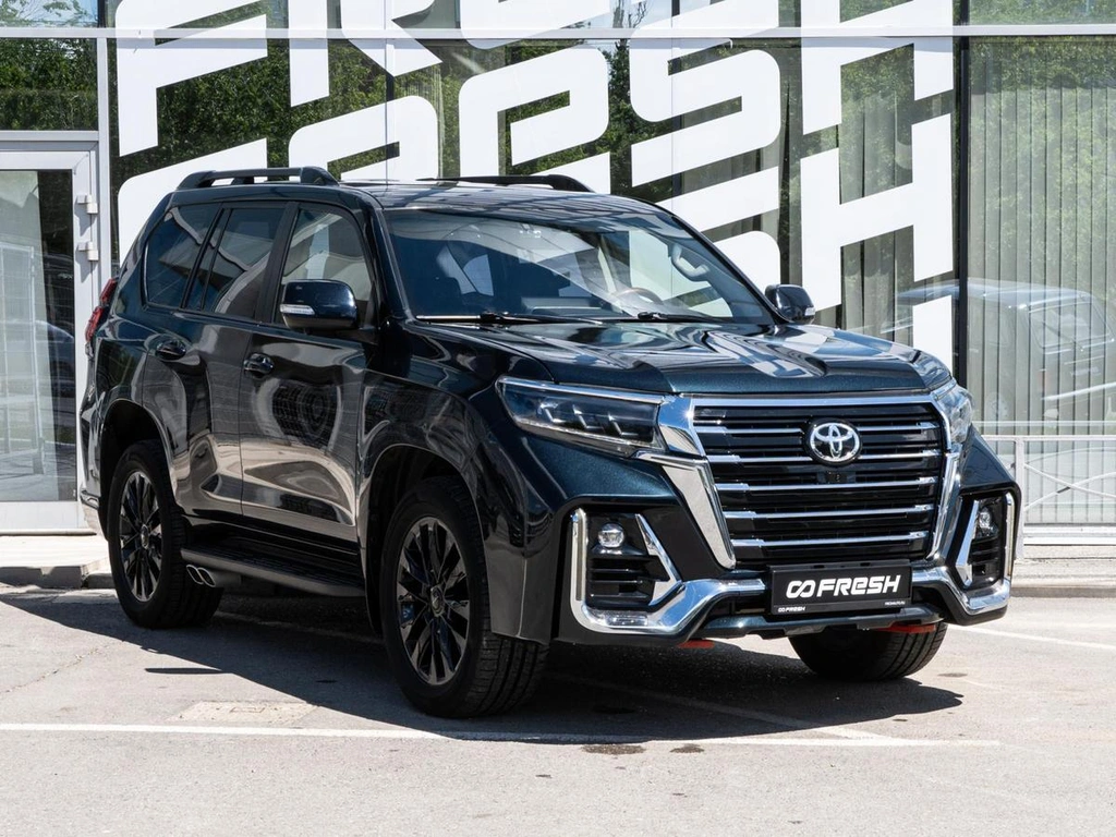 Внедорожник Toyota Land Cruiser Prado 2011 года, 3090000 рублей, Волгоград