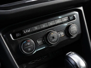 Внедорожник Volkswagen Tiguan 2018 года, 2299000 рублей, Краснодар