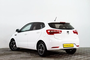 Хетчбэк Kia Rio 2013 года, 899000 рублей, Сургут