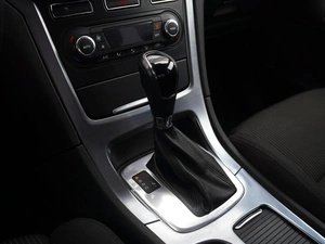 Седан Ford Mondeo 2011 года, 870111 рублей, Тверь