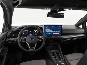 Хетчбэк Volkswagen Golf 2025 года, 3790888 рублей, Москва