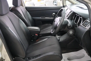 Седан Nissan Tiida 2005 года, 369000 рублей, Омск