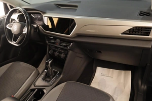 Внедорожник Volkswagen Taos 2021 года, 2389000 рублей, Челябинск