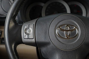 Внедорожник Toyota RAV4 2006 года, 1269000 рублей, Тюмень