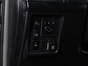 Внедорожник Toyota Land Cruiser Prado 2013 года, 3129000 рублей, Тюмень