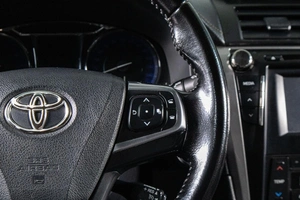 Седан Toyota Camry 2014 года, 1779000 рублей, Сургут