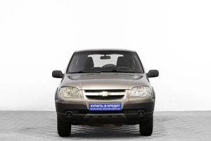 Внедорожник Chevrolet Niva 2015 года, 689000 рублей, Барнаул