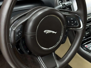 Седан Jaguar XJ 2016 года, 2640000 рублей, Ростов-на-Дону