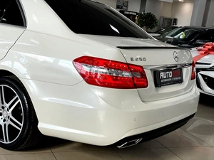 Седан Mercedes-benz E-класс 2011 года, 1697000 рублей, Солонцы