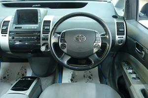 Лифтбек Toyota Prius 2008 года, 889000 рублей, Омск