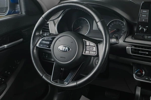 Внедорожник Kia Seltos 2021 года, 2359000 рублей, Тюмень