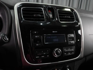 Хетчбэк Renault Sandero Stepway 2017 года, 975000 рублей, Тюмень