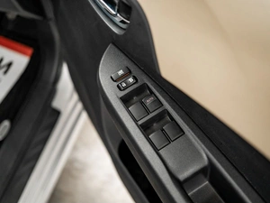 Хетчбэк Toyota Ractis 2013 года, 1150000 рублей, Красноярск