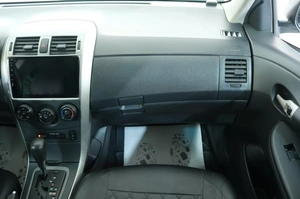 Седан Toyota Corolla 2008 года, 849000 рублей, Омск