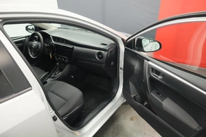 Седан Toyota Corolla 2016 года, 1650000 рублей, Курск