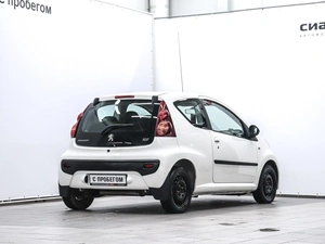Хетчбэк Peugeot 107 2012 года, 599000 рублей, Красноярск