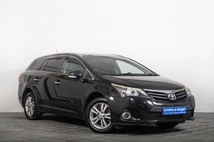 Универсал Toyota Avensis 2012 года, 1399000 рублей, Томск
