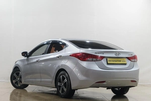 Седан Hyundai Avante 2012 года, 889000 рублей, Новокузнецк
